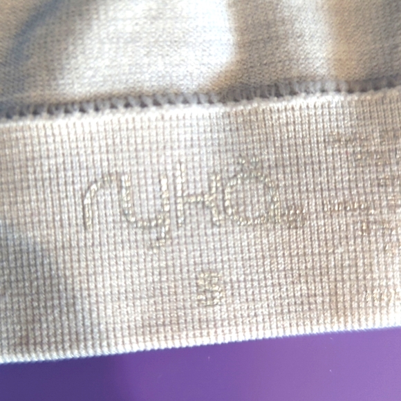 🍍NWOT Ryka Sports Bra🍍 - Picture 3 of 3